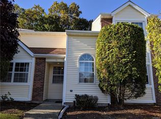 65 Brick Pond Rd, Middletown, NY 10940