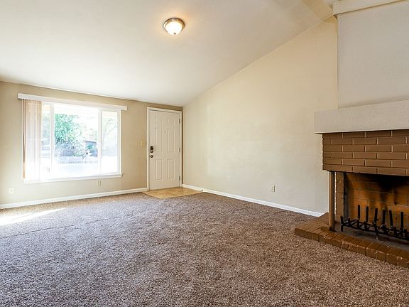 4th image of 3841 Karl Dr