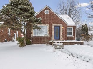 22844 Oakwood Ave, Eastpointe, MI 48021