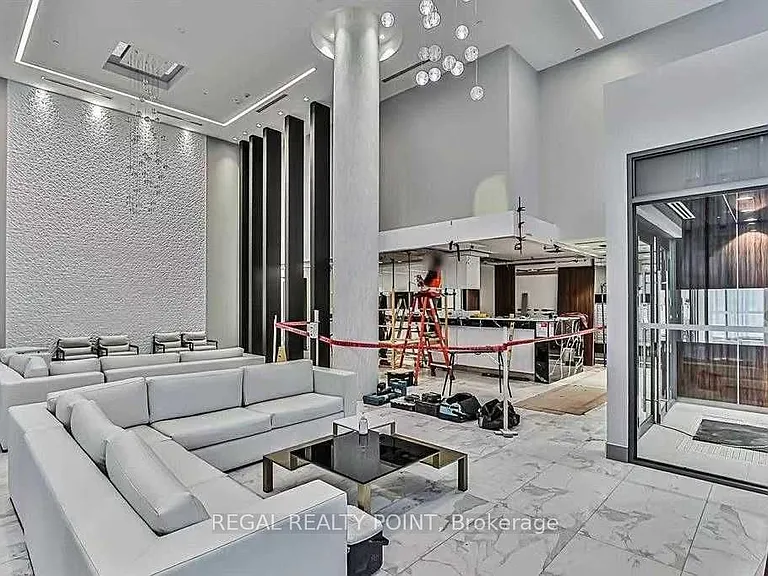32 Forest Manor Rd #410 — Photo 2