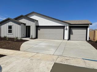 2267 Sanders Ct, Los Banos, CA 93635