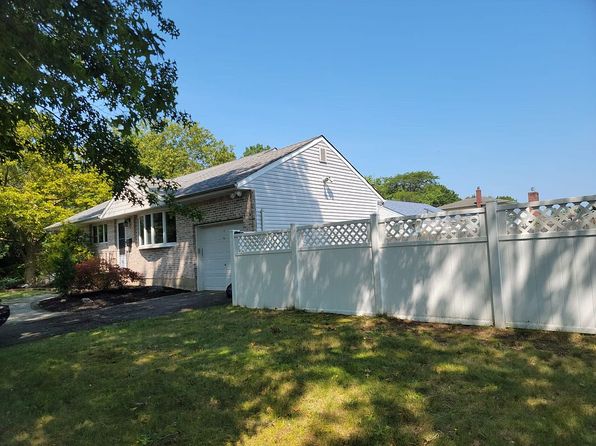 Recently Sold Homes in Old Bethpage NY 185 Transactions Zillow