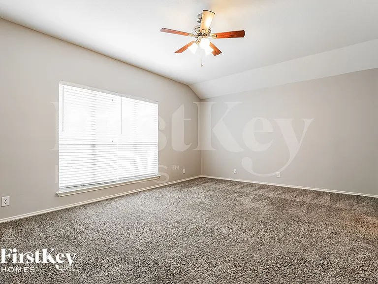 6711 Lucky Flds — Photo 8