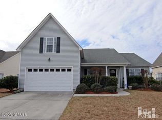 2715 Bow Hunter Dr, Wilmington, NC 28411