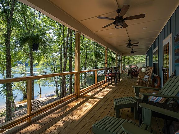 Image 2: Porch
