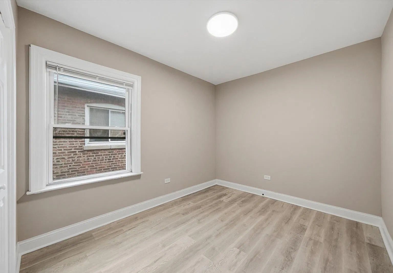 3 bed, $2,250 — Photo 1