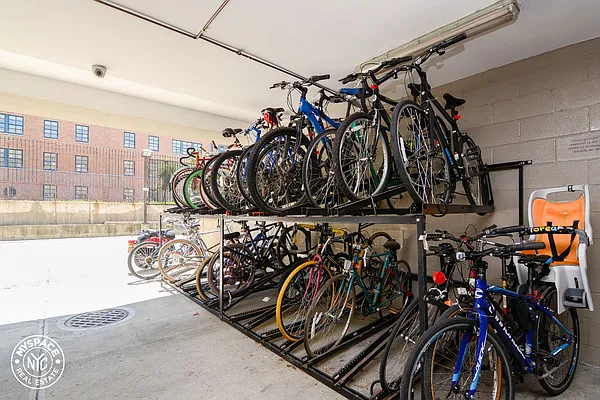 Rented by MySpaceNYC | media 60