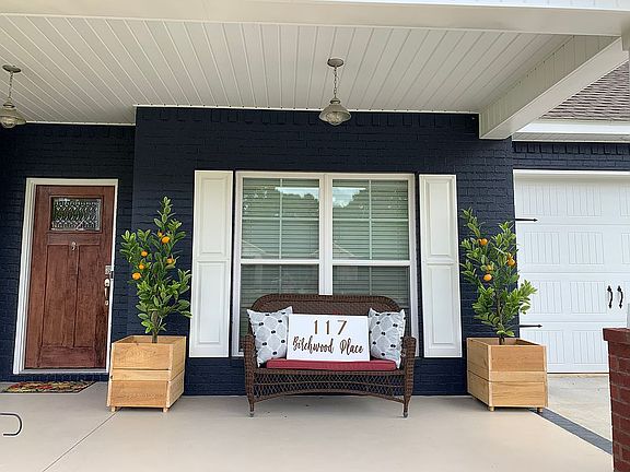 2nd image of 117 Birchwood Pl