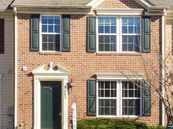 7062 Holly Springs Ln #202, Elkridge, MD 21075