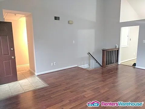 Charming 4 Bed/2Bath Cape Cod Home in Rockville! — Photo 4