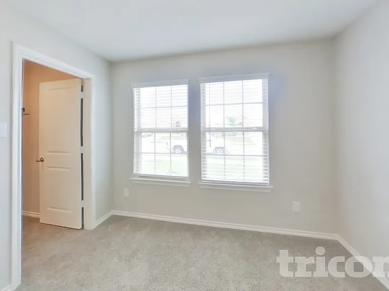 3609 Doris Dr — Photo 10