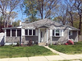 251 Fernhead Ave, Monroe Township, NJ 08831