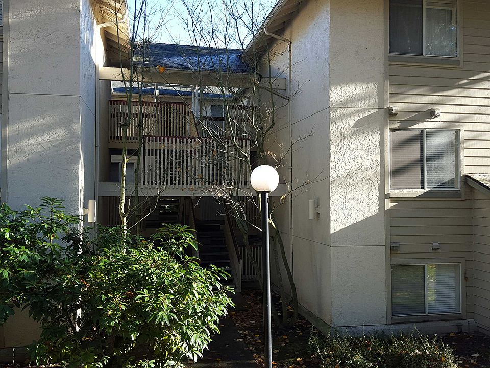 1st image of 6700 NE 182nd St APT D206