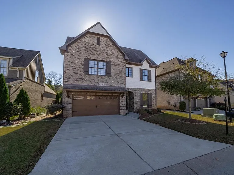 3347 Chase Ct — Photo 3