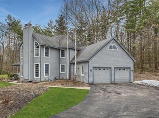 9 Summerfield Ln, Saratoga Springs, NY 12866