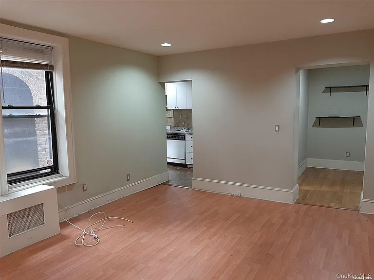 1 Hillside Ave #1A — Photo 12