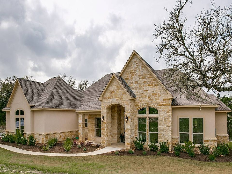 1st image of 104 Country Meadow Dr