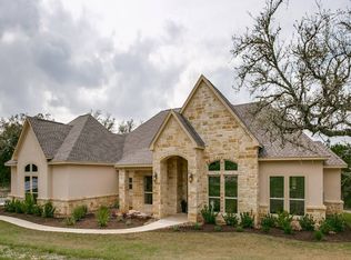 104 Country Meadow Dr, Boerne, TX 78006