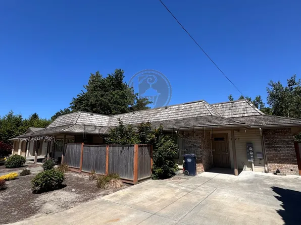 407 E Main St #A, Everson, WA 98247