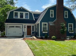 4 Holly St, Hingham, MA 02043