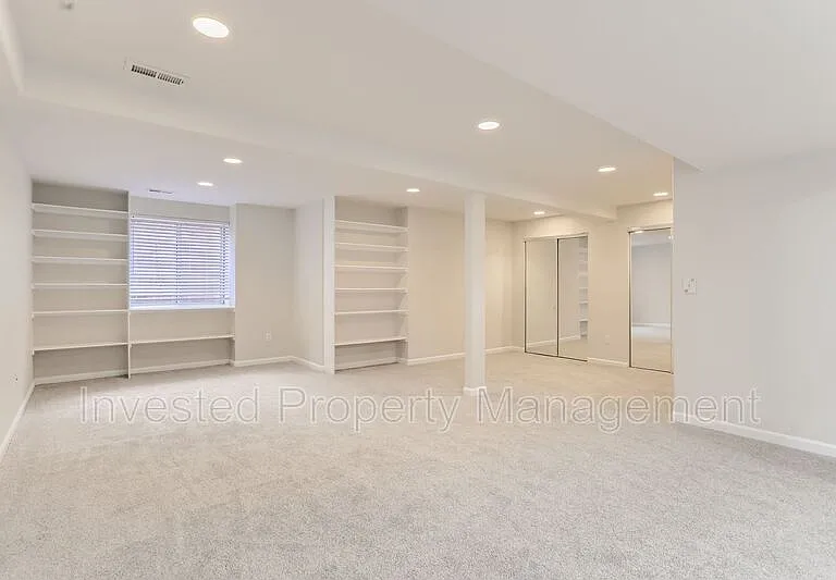 7469 E Ellsworth Ave — Photo 15
