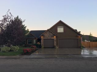 2429 E Meadowgrass St, Meridian, ID 83646