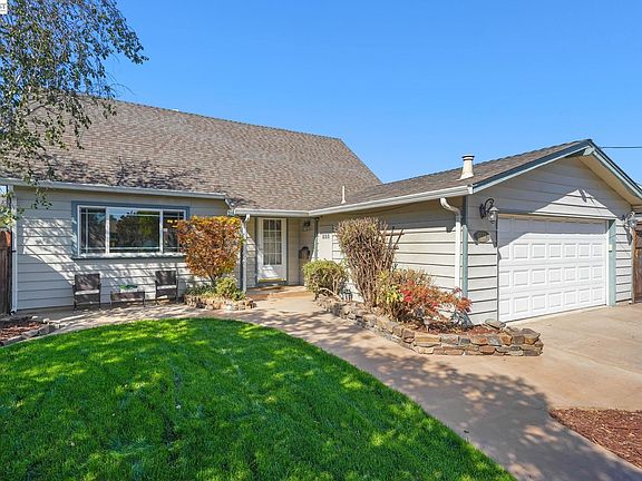 2nd image of 6137 Bennington Dr