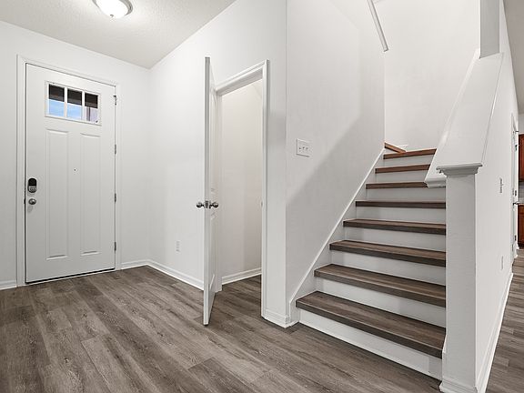 5th image of 12124 Lake Blvd