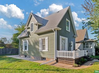 3704 N 19th St, Omaha, NE 68110