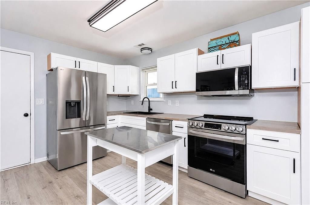 6740 Cedar Lake Dr, Gloucester, VA 23061 | MLS #10650217 | Zillow
