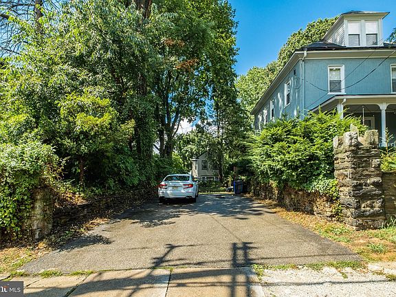 2nd image of 55 E Mermaid Ln #1