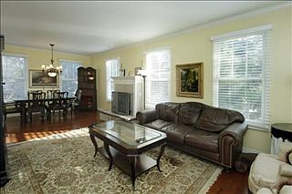 5th image of 3488 Davcliff Ave