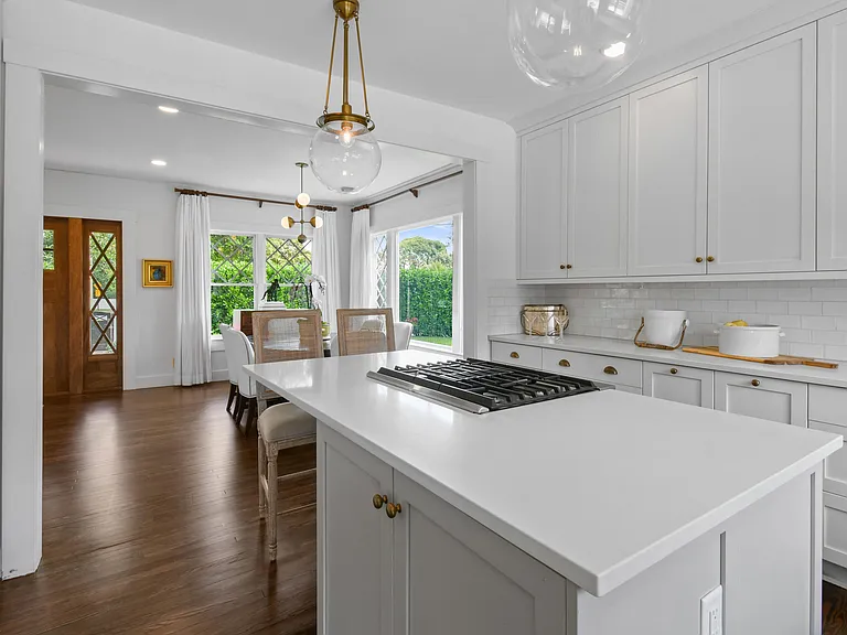 300 Buckingham Rd — Photo 25