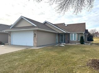 1610 Carleton Dr, Hastings, MN 55033