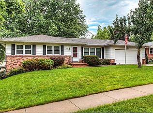 2161 NW 80th Pl, Clive, IA 50325