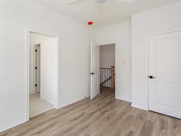 1266 Oakmont Bend Dr — Photo 35