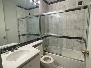 500 W 43rd St APT 24D, New York, NY 10036