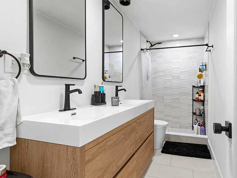 92 Chelsea St #1 — Photo 8