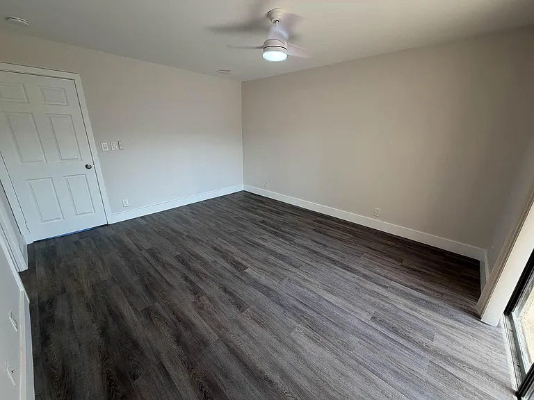 223 SE 11th Ave #223 — Photo 22