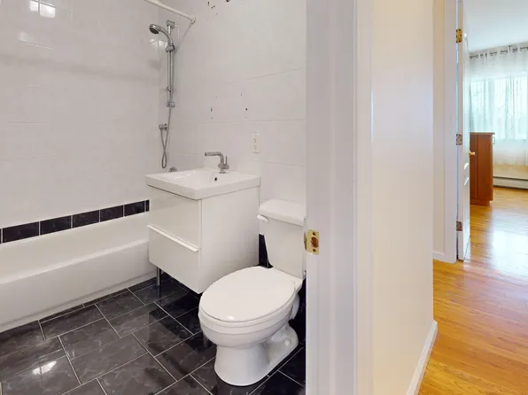 2900 East 29th Street image 9 of 23