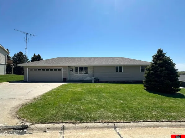 1713 Avenue I Cir, Wisner, NE 68791