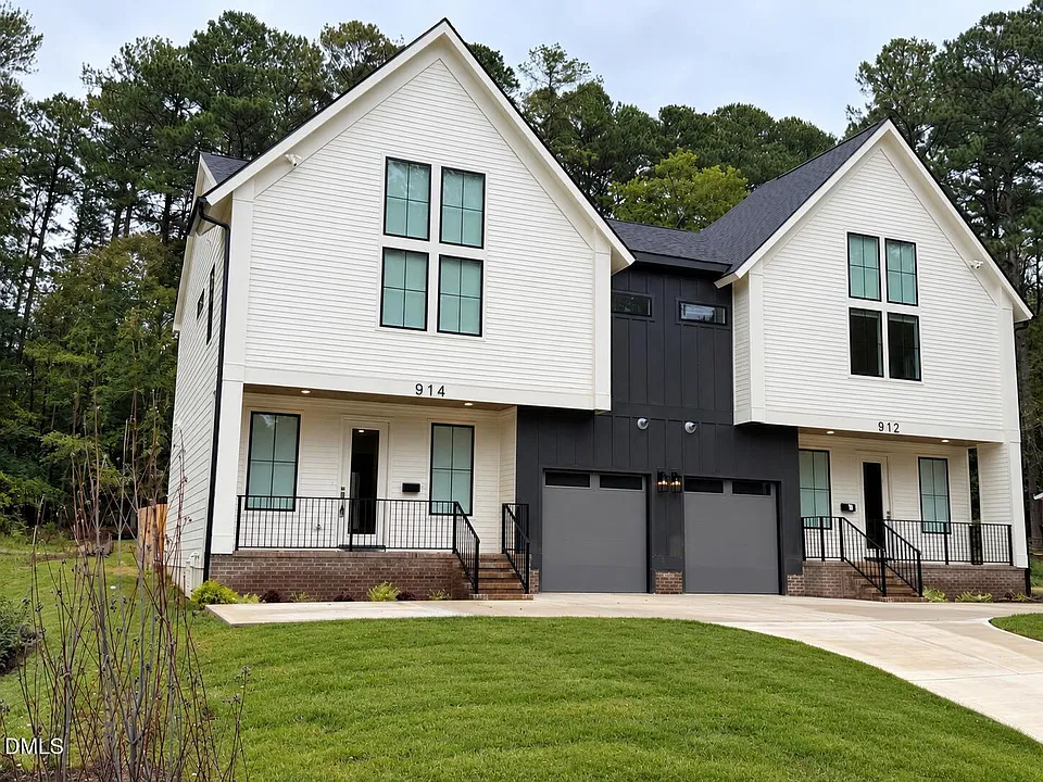 914 Chatham Ln