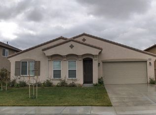 3928 82nd St, Urbandale, IA 50322
