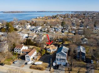 129 Wompatuck Rd, Hingham, MA 02043