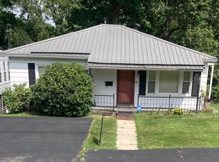 517 Orchard Ave, Beckley, WV 25801