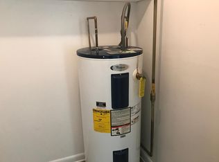 2412 Crystal Spring Ave SW APT 1, Roanoke, VA 24014