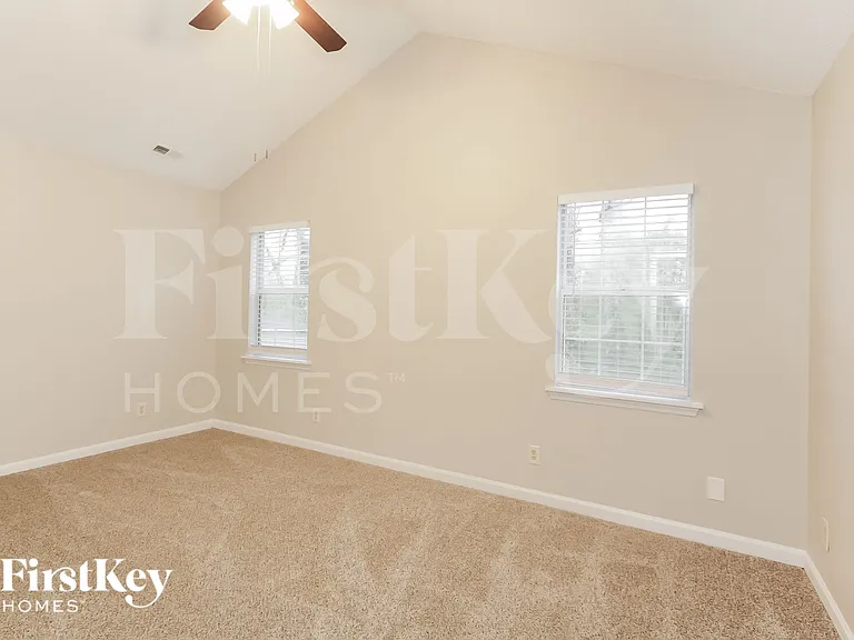 6202 Suntrace Way — Photo 9