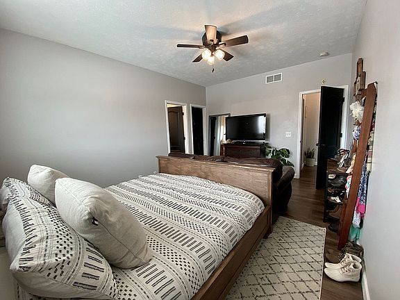 5th image of 11639 Willow Park Dr