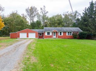 10096 Lehman St, Osceola, IN 46561