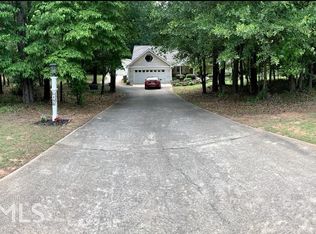 160 Pebble Creek Dr, Covington, GA 30016